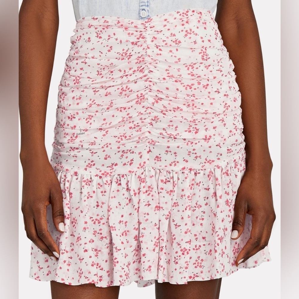 Ganni Women's Ruched Georgetti Floral Pink Print Mini Skirt Size 42/XL